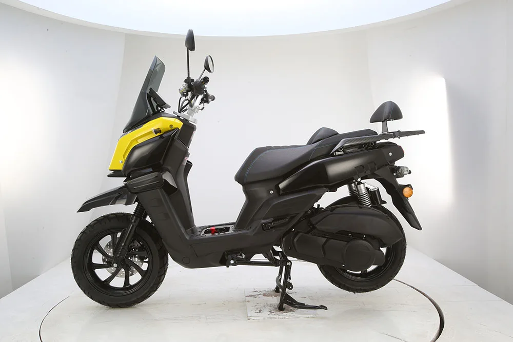 High quality 150cc adult gas scooter, motorcycle, scooter, gas powered