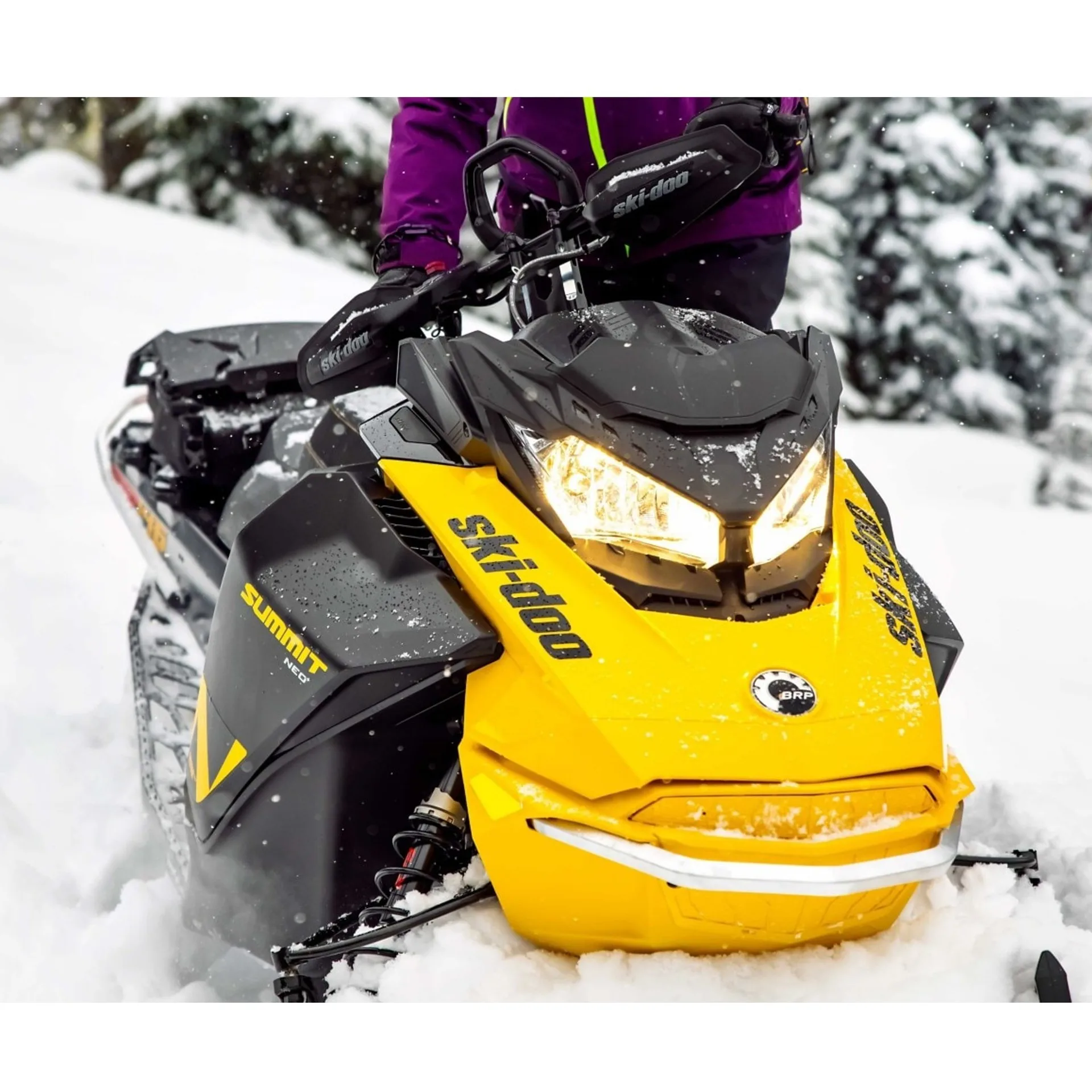 600cc Turbocharged 4-Stroke Snowmobile, 2-Seater Adult  with Hydraulic Brakes