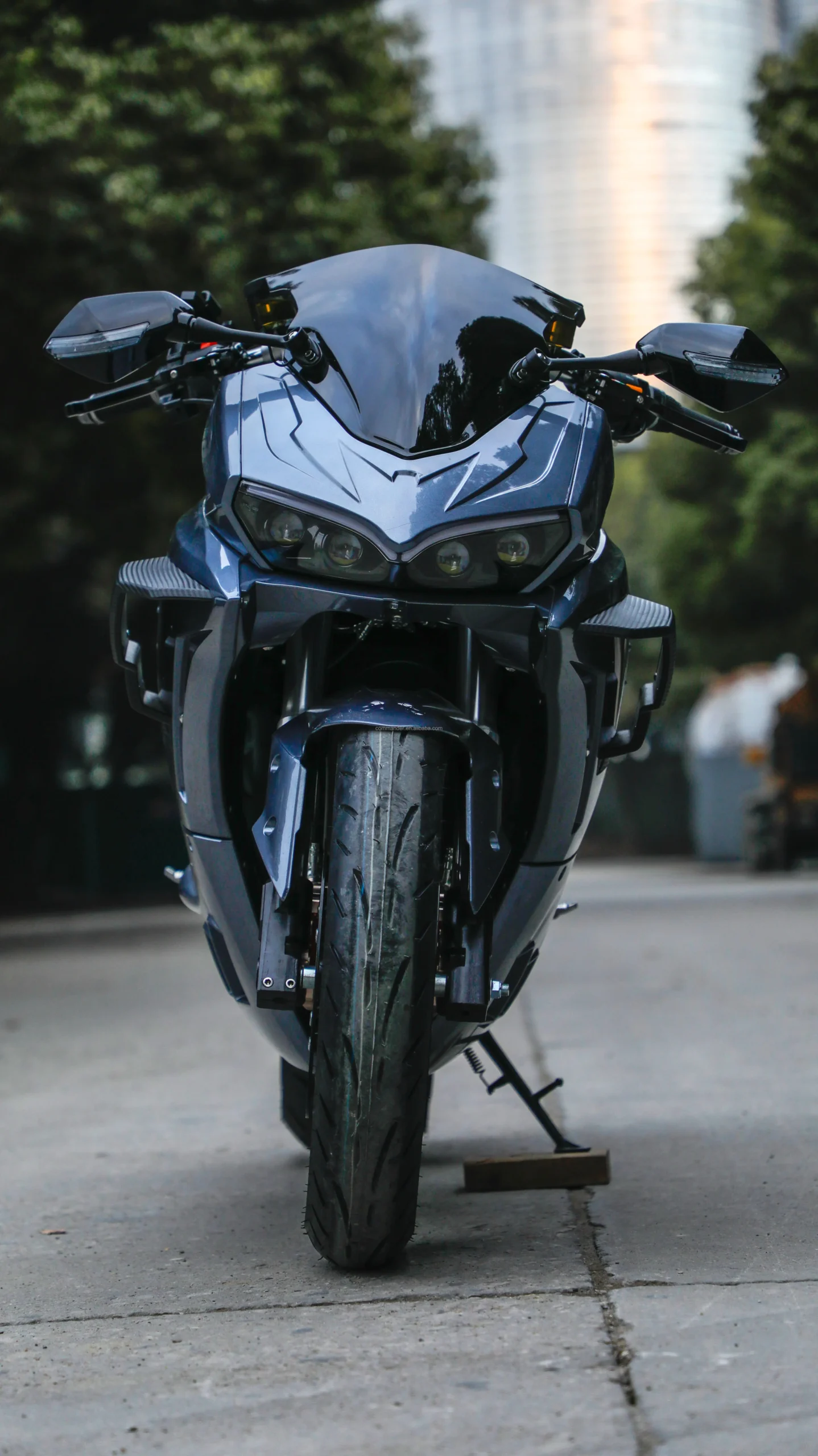 Full Size Sport Powerful 8000W  Electric  Motorcycle  Diavel 150km/h